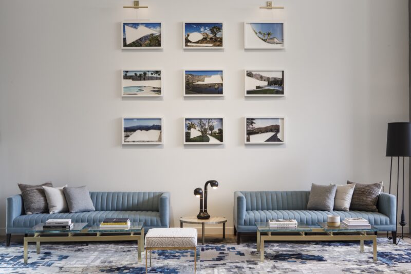 02_Lobby Living Room_KimptonRowanPalmSprings_credit-Laure Joliet.jpg