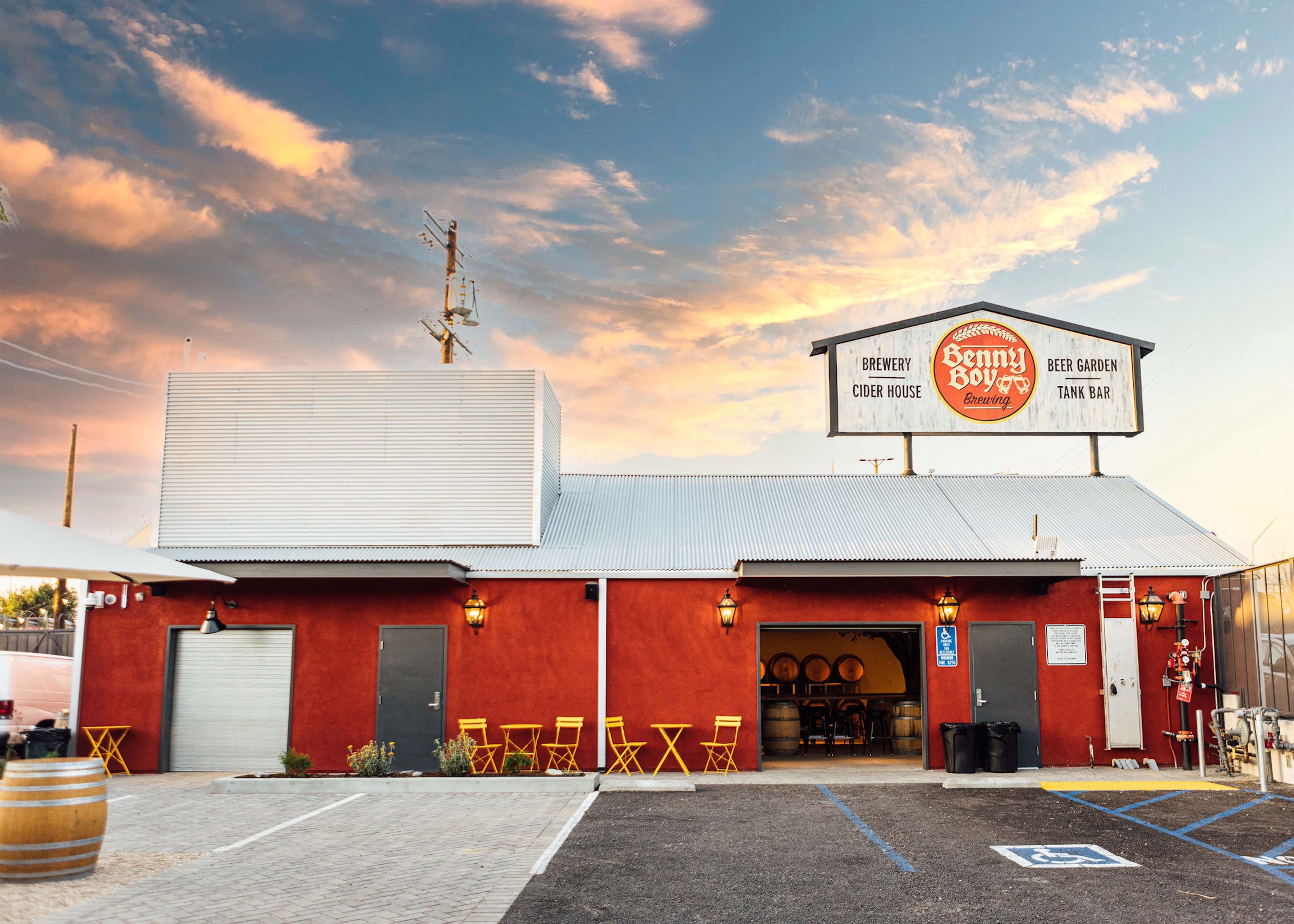 04_Cider House Exterior_Benny Boy Brewing_credit-Marie Buck.jpg