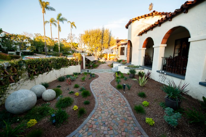 Sara Bendrick Landscape Design