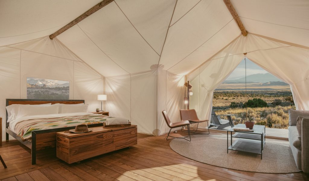 This Safari-Style Hotel Offers Rain Showers and Private Plunge Pools (Plus, Stunning Views of Moab)
