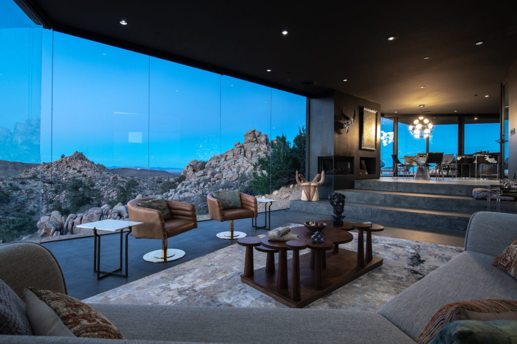 Black Desert House in Joshua Tree