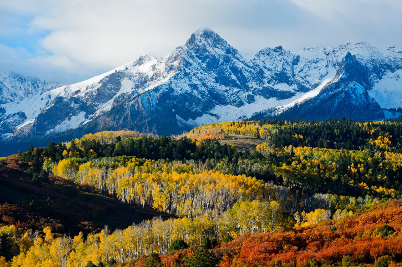 Hiker Lost on Mountain Ignored Rescue Calls  'Because They Didn't Recognize the Number'