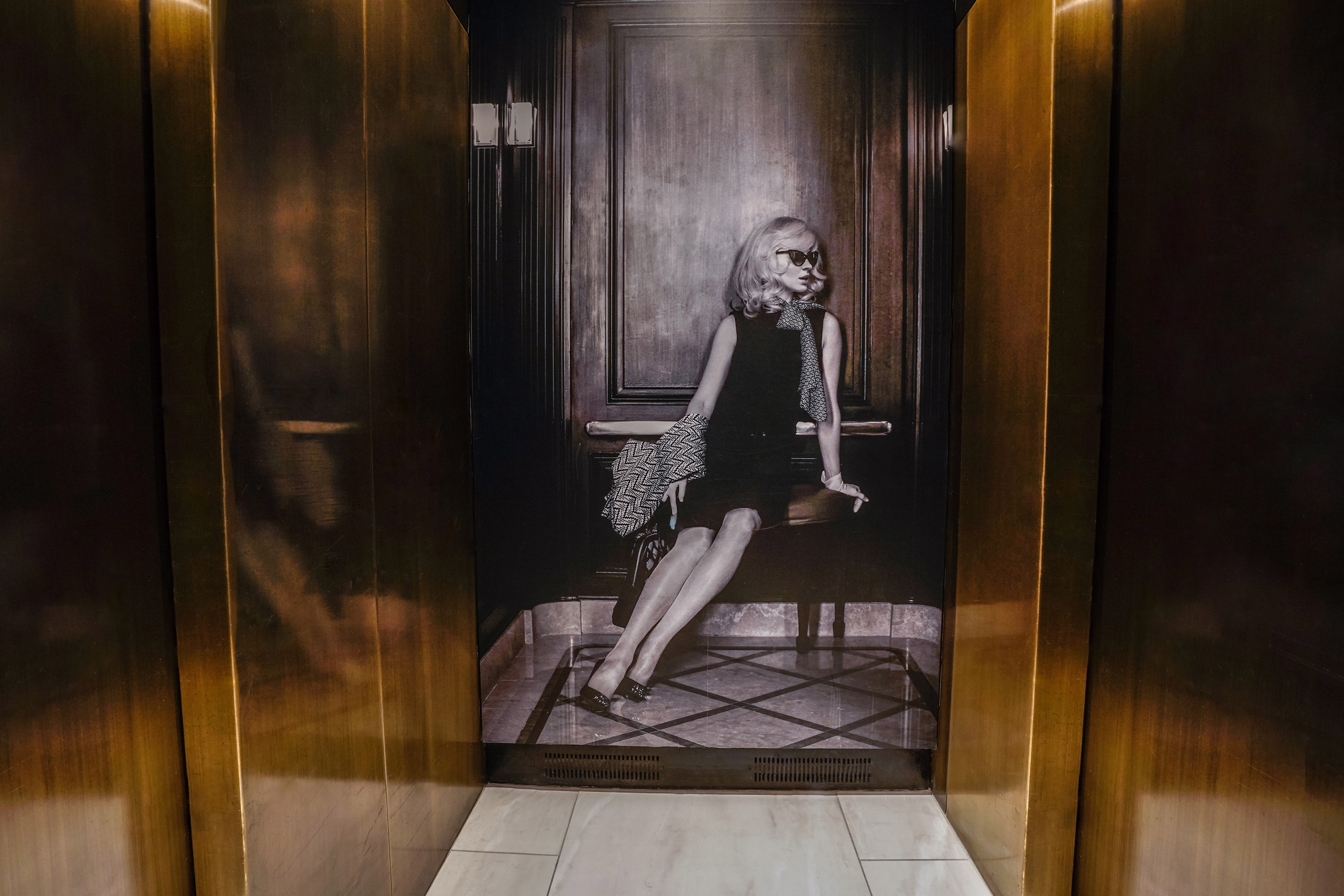 the-hollywood-glam-theme-extends-to-the-hotel-elevators