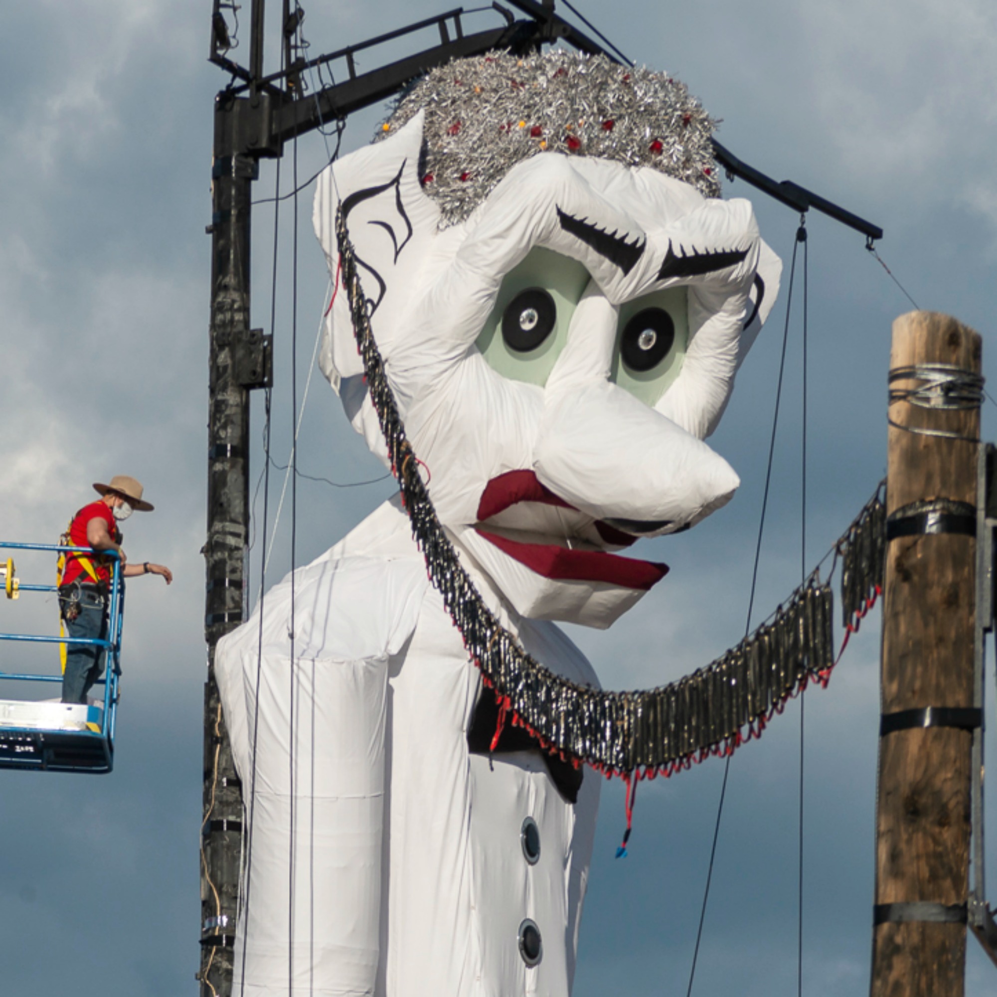 2020 Kiwanis preparing Zozobra.jpeg