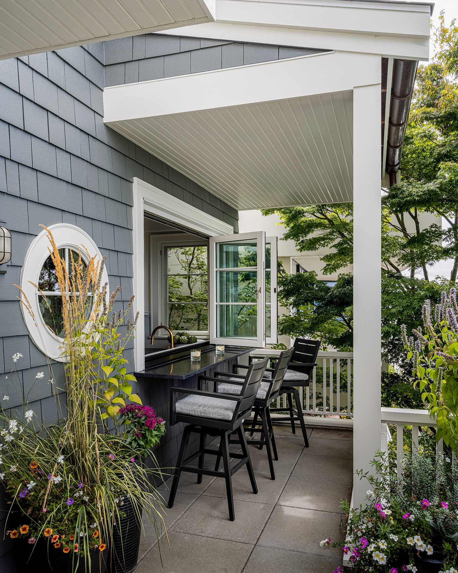 Deck Seattle Nautical House by Dyna Builders