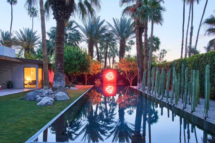 Palm Springs Pool Neon Light