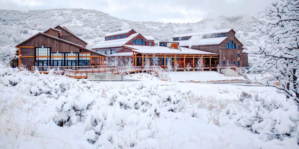 These Are the Absolute Best Spots for Après in the West (Even If You Aren’t Hitting the Slopes)