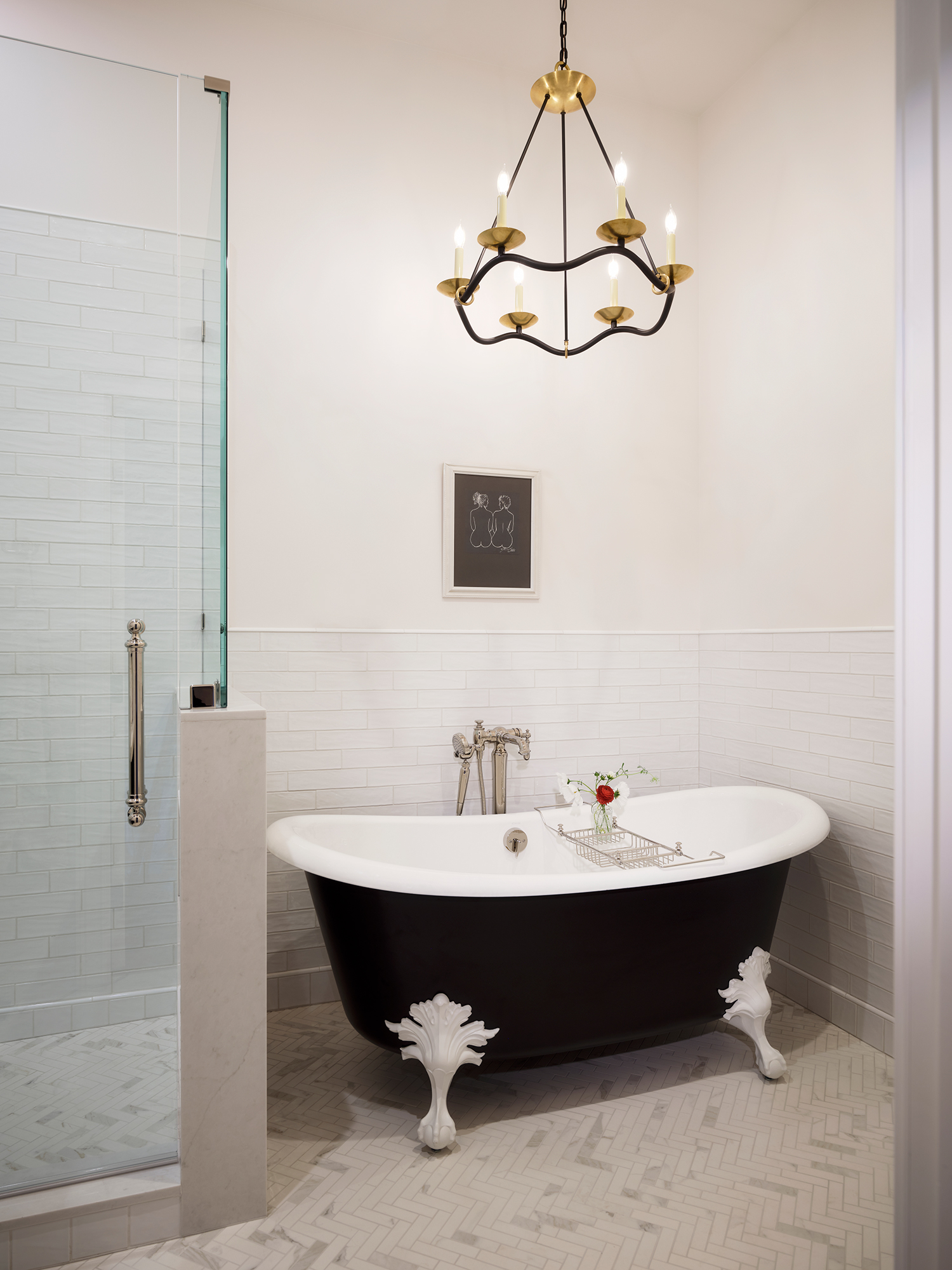 Primary Bathroom in Mendocino Italianate House by Atelier Julienne