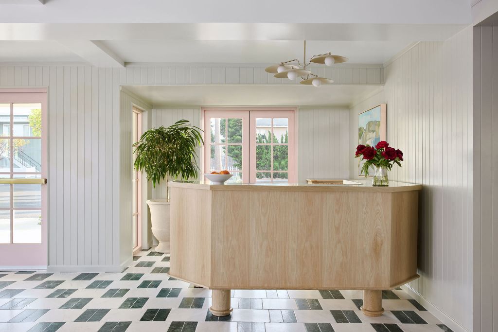 Front desk at the Bay Shores Peninsula Hotel
