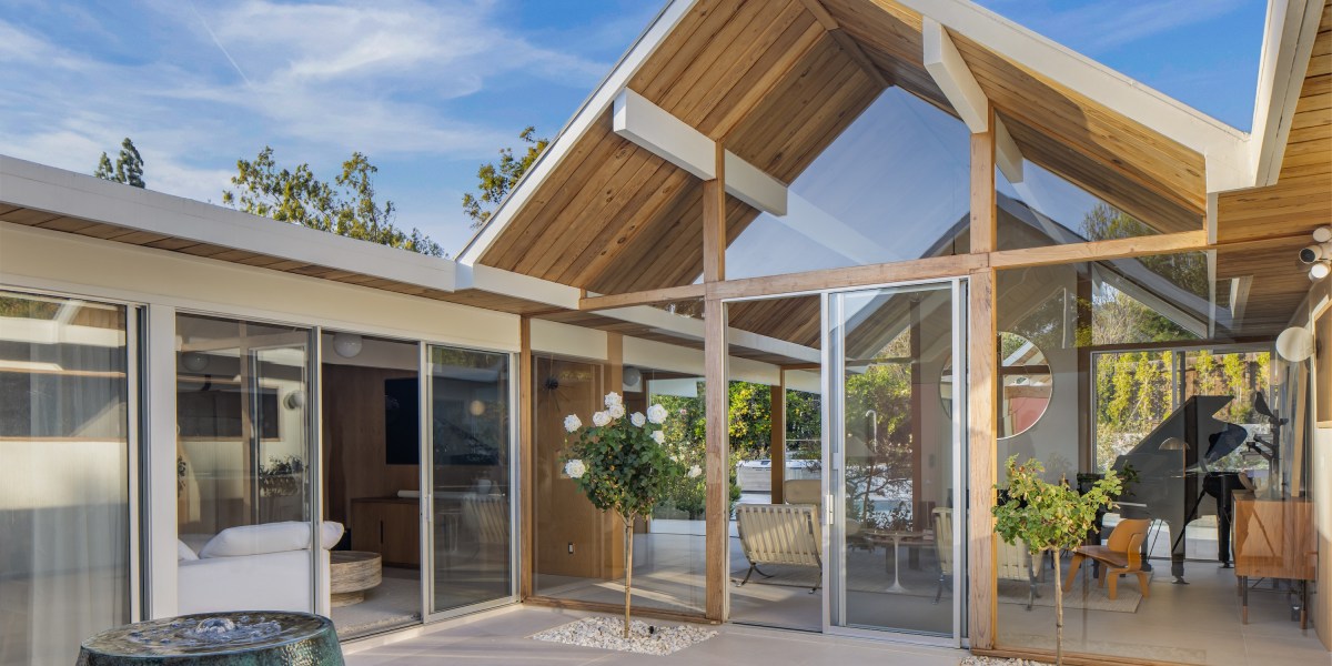 This Double A-Frame Eichler Was Carefully Renovated to Preserve the Home’s Architectural Integrity—and Now It’s for Sale