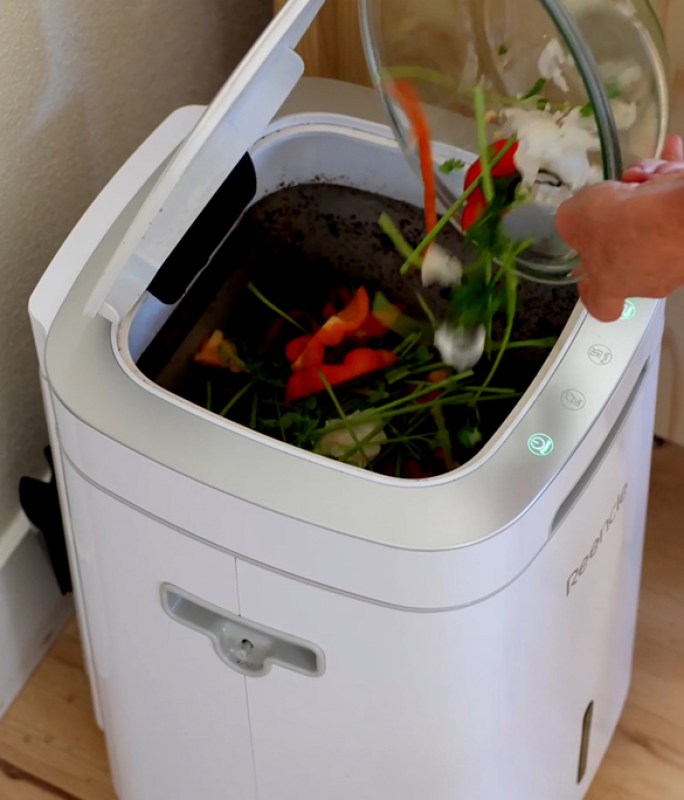 Reencle Compostser at Work