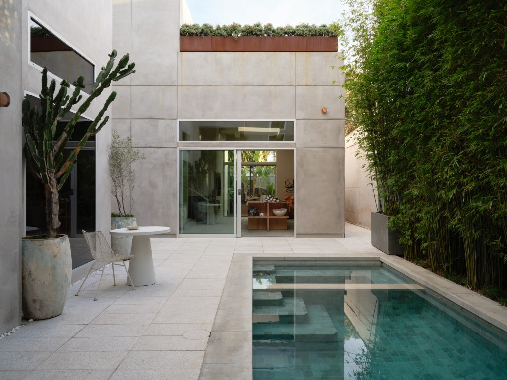 Pool at Leanne Ford's Venice home