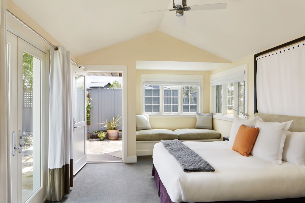 Bedroom Carneros Resort and Spa