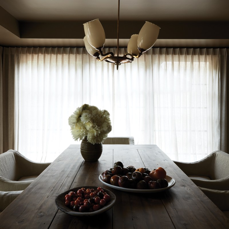 This Dreamy Pacific Northwest Family Home’s Interior Design Was Inspired by a Bouquet of Flowers