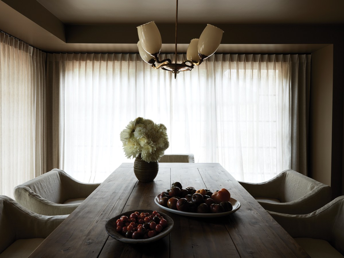 This Dreamy Pacific Northwest Family Home’s Interior Design Was Inspired by a Bouquet of Flowers