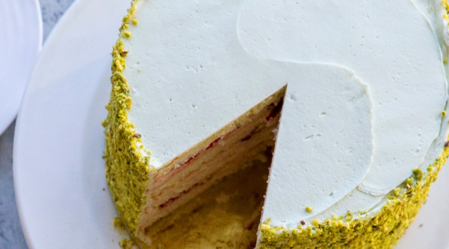 Pistachio Raspberry Cake