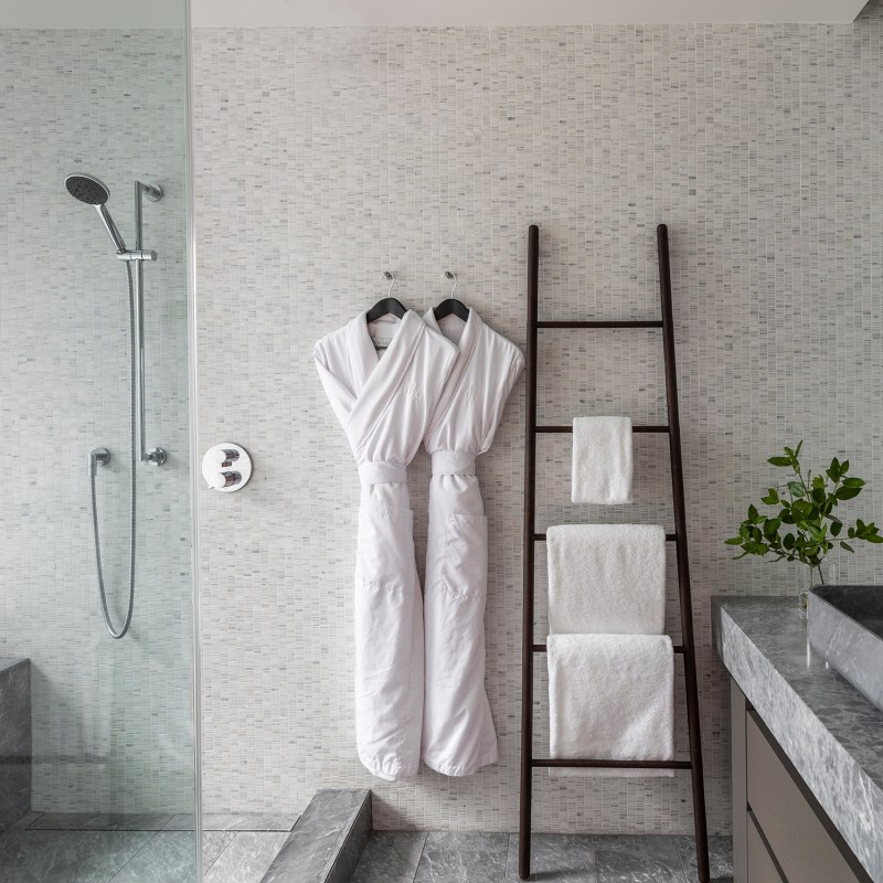All the Chicest Hotels Are Doing This Luxurious Design Trick—But Does It Work in Your Home?