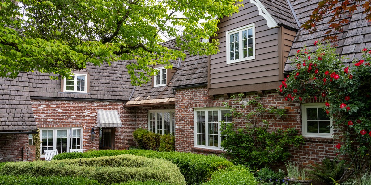 The Inspiration for This Oregon Home? The Seven Dwarfs’ Cottage in Snow White