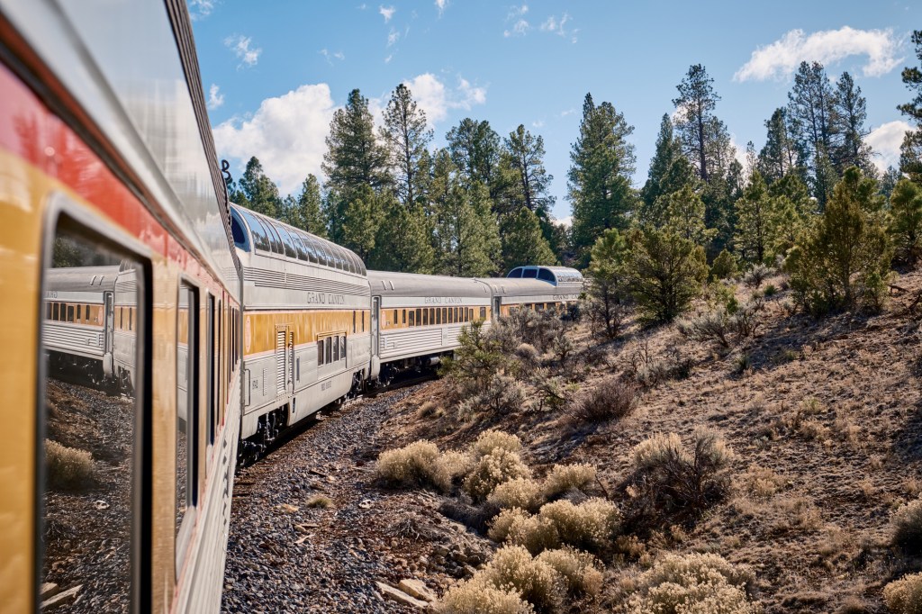 Grand Canyon Railway Train Going Around a Curve