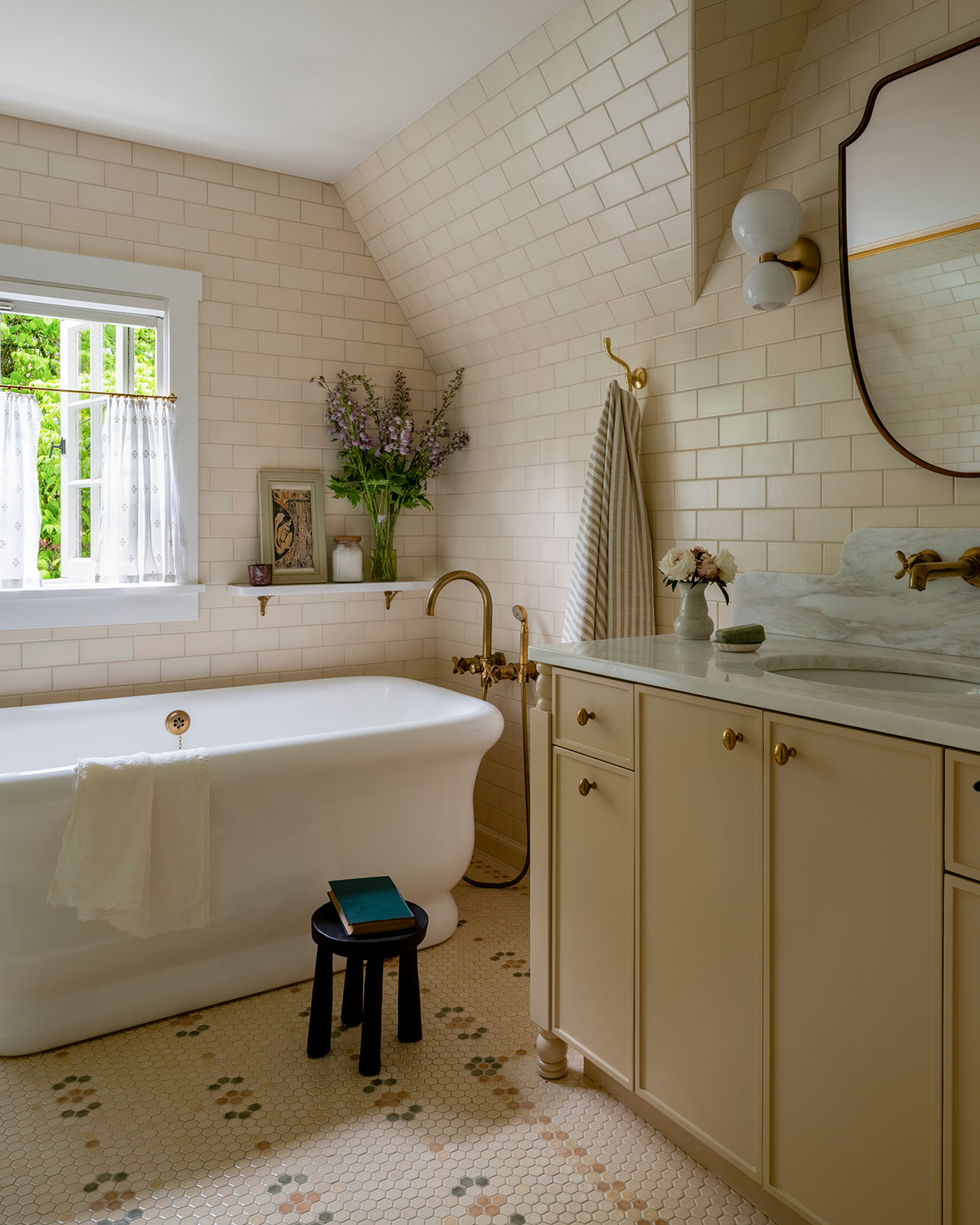 Primary Bathroom in Lake Oswego Cottage by Casework