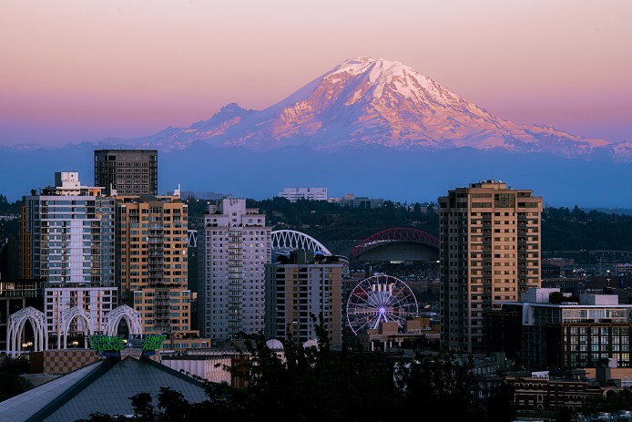 Seattle Skyline Mt Rainier