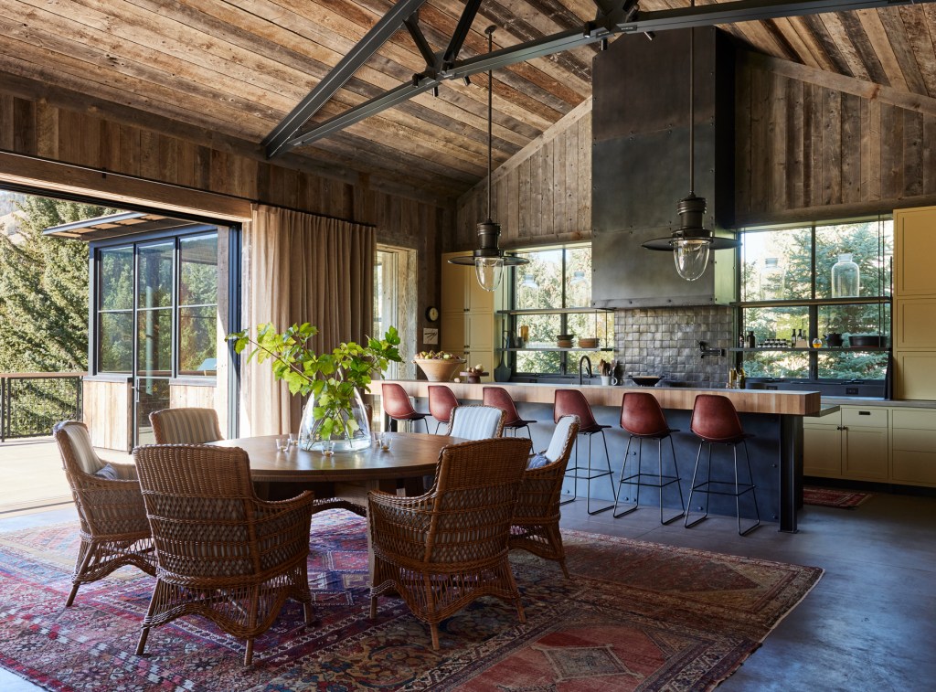 Sun Valley Backen & Backen Kitchen Dining