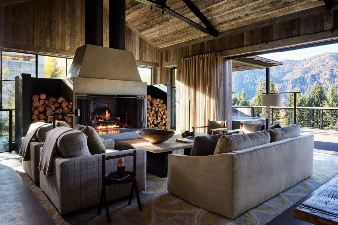 Sun Valley Backen & Backen Living Space