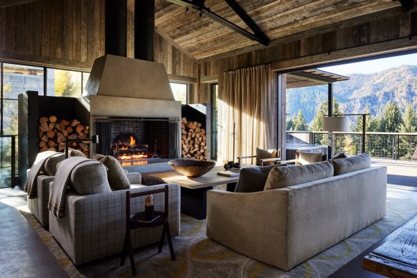 This Is How to Give Your Home That Laid-Back Luxury Look