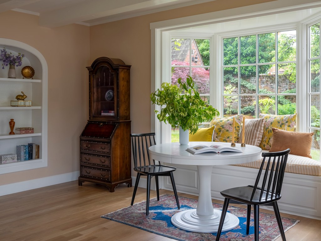 Window Seat in Lake Oswego Cottage by Casework