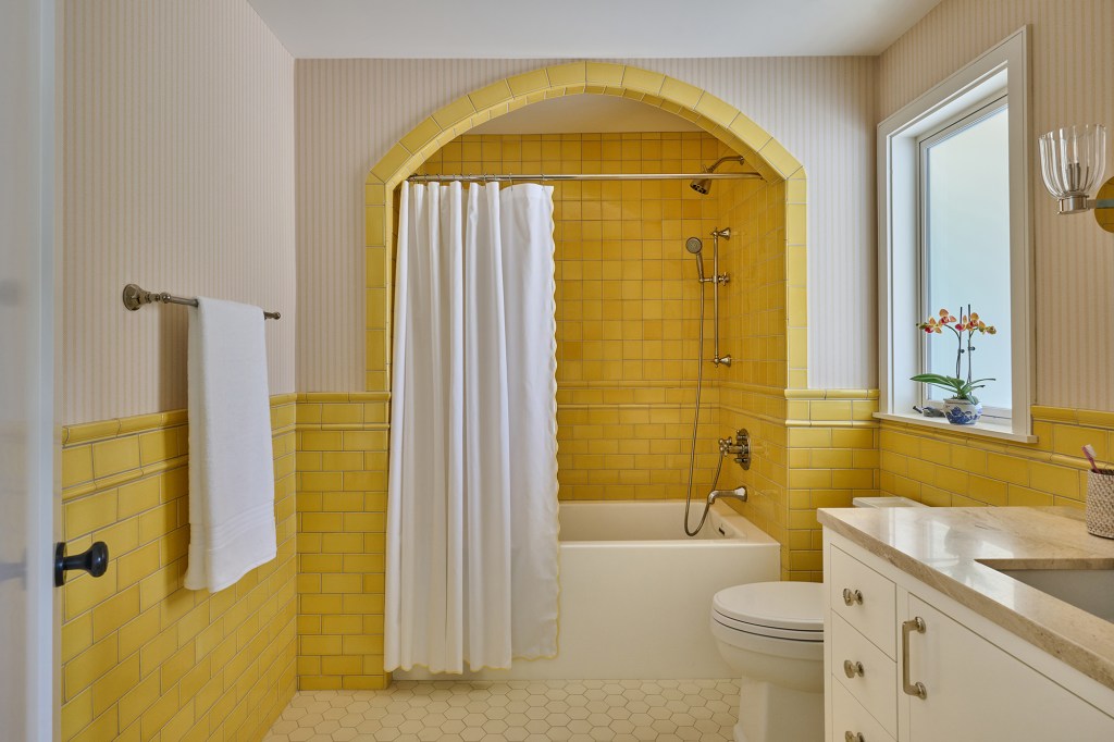 Yellow Bathroom in Smoke Tree Ranch House by Rollins Andrew