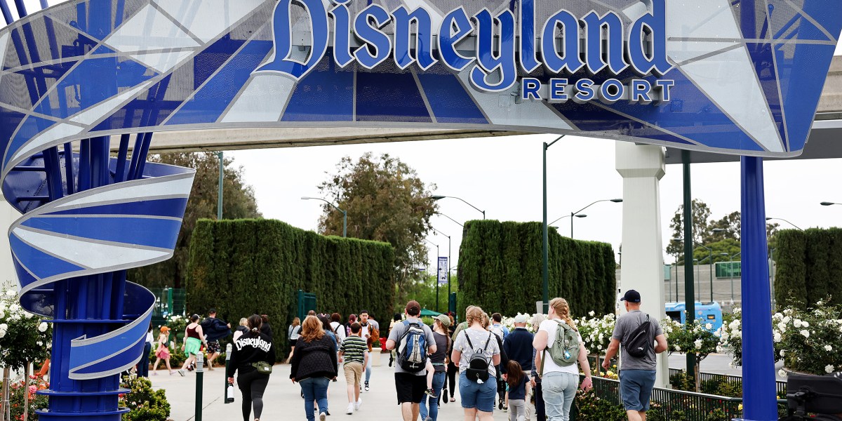 I Finally Did the Disneyland Rope Drop—Here’s Why It’s a Must for Any Disney Fan