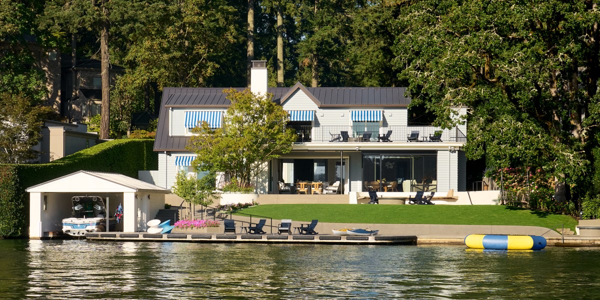 Inside a Multigenerational Lake House with Classic Americana Vibes
