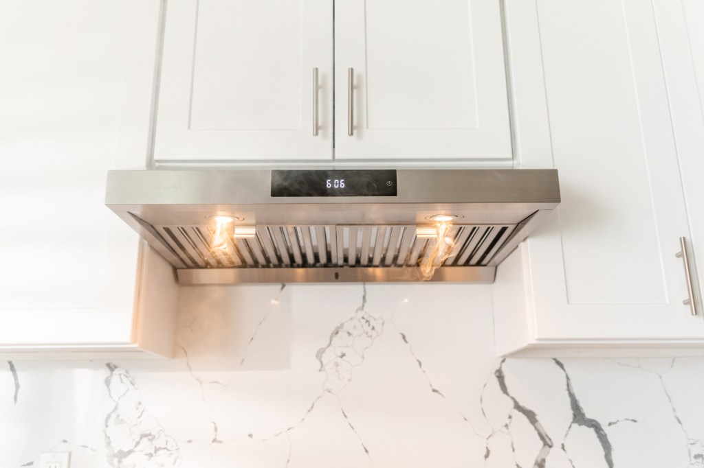 Hauslane: Vent Hood Closeup
