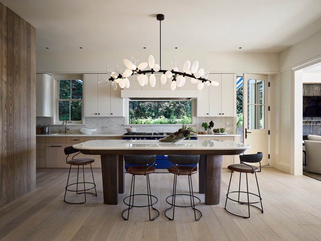 Kitchen PNW Lake House by Philpotts Interiors