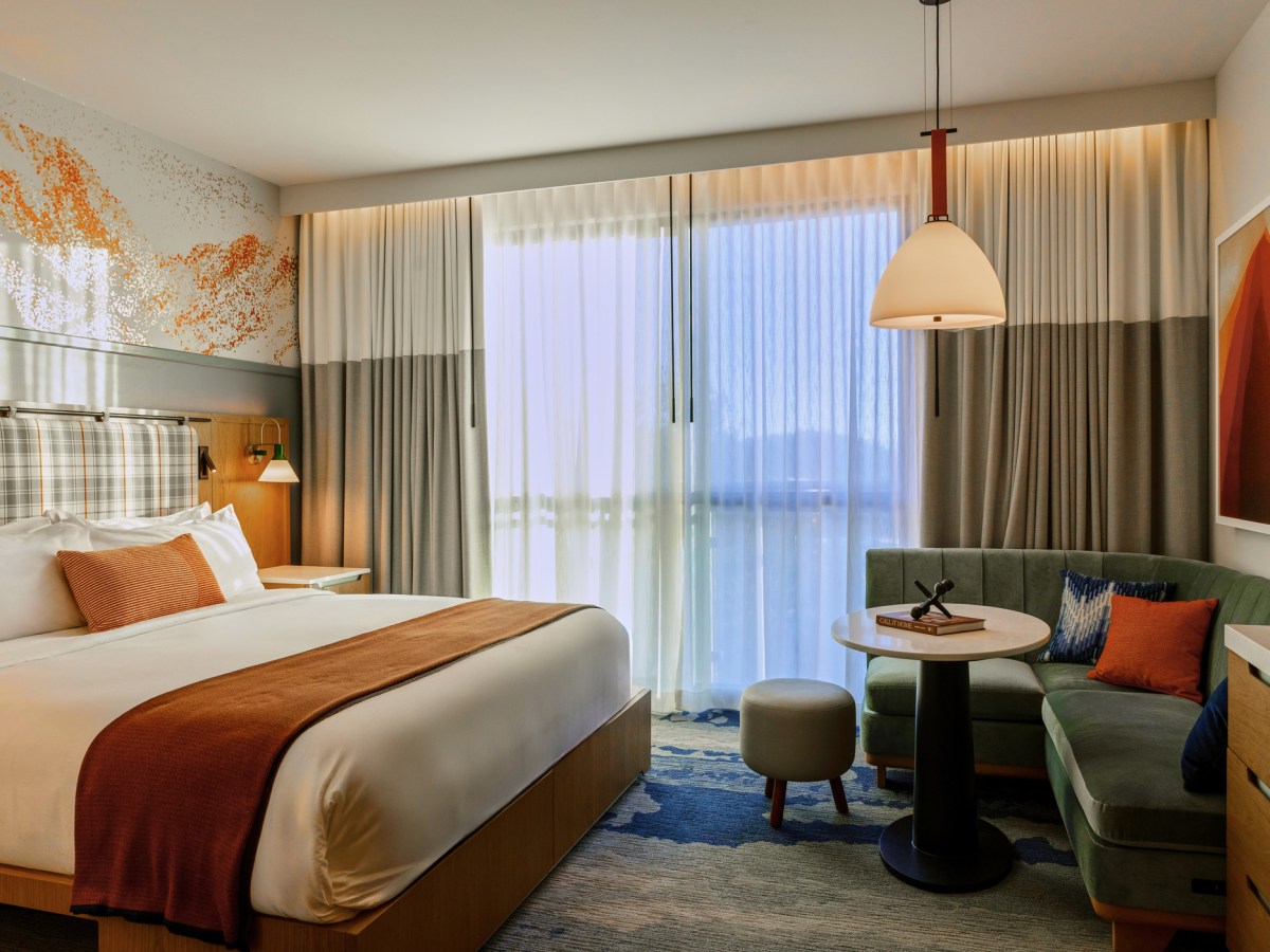 Limelight Mammoth Guest Room