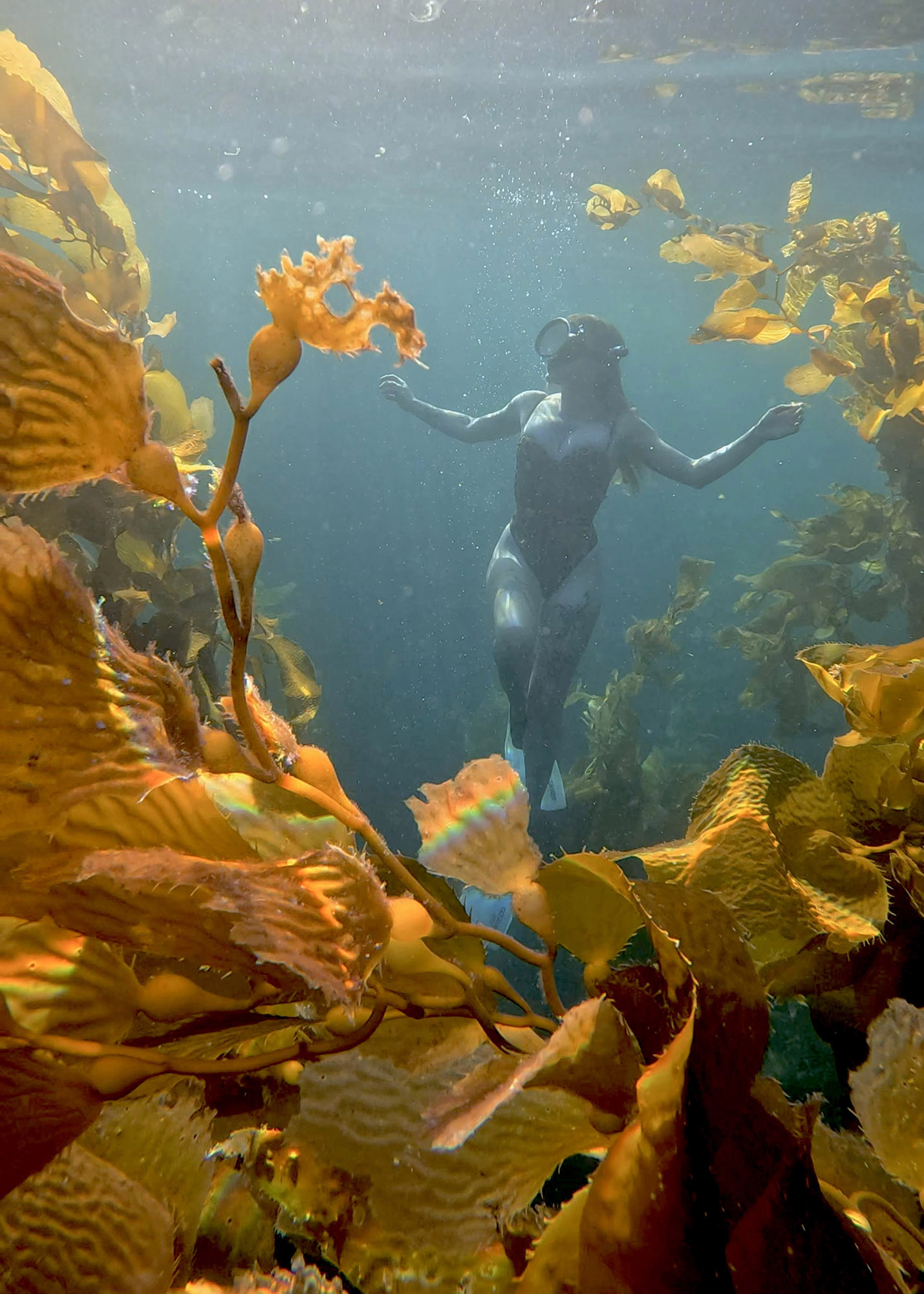 Lindy Lenix Underwater Snorkeling