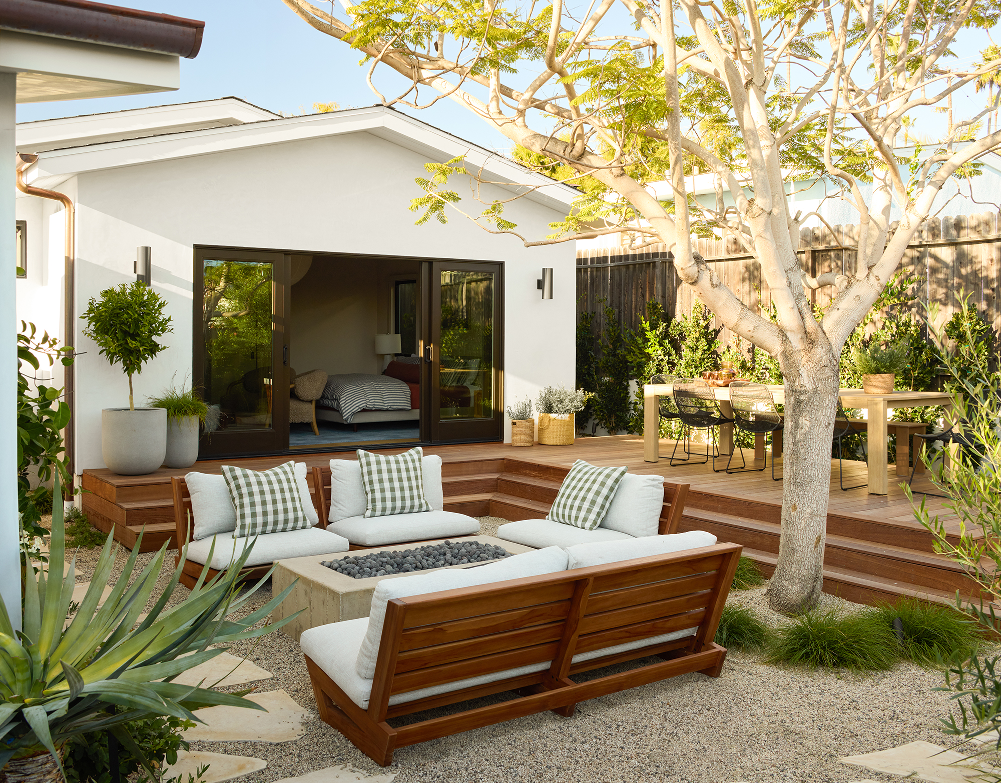 A San Clemente Beach House Where Seriousness Was Thrown out the Window