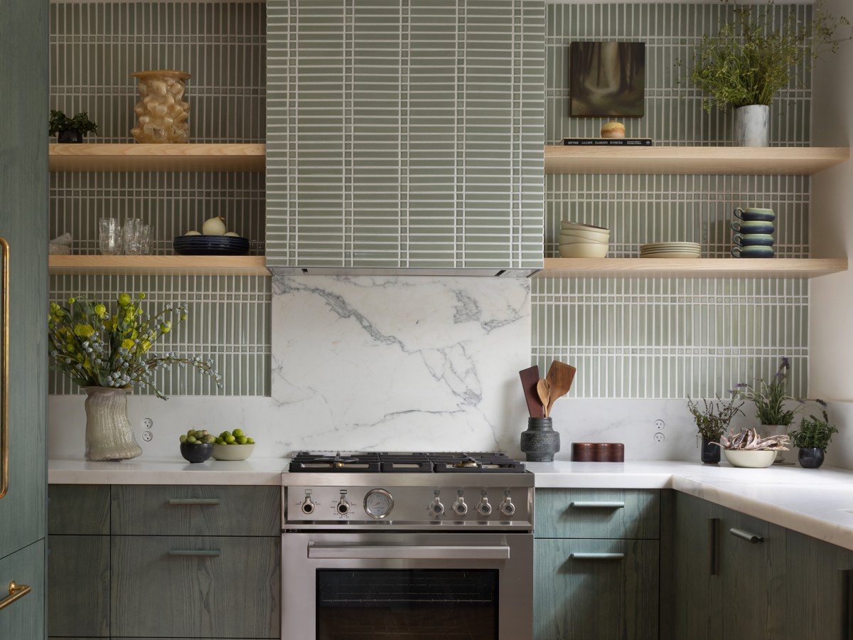 Inside a Kitchen Makeover That Proves Green Really Is a Neutral