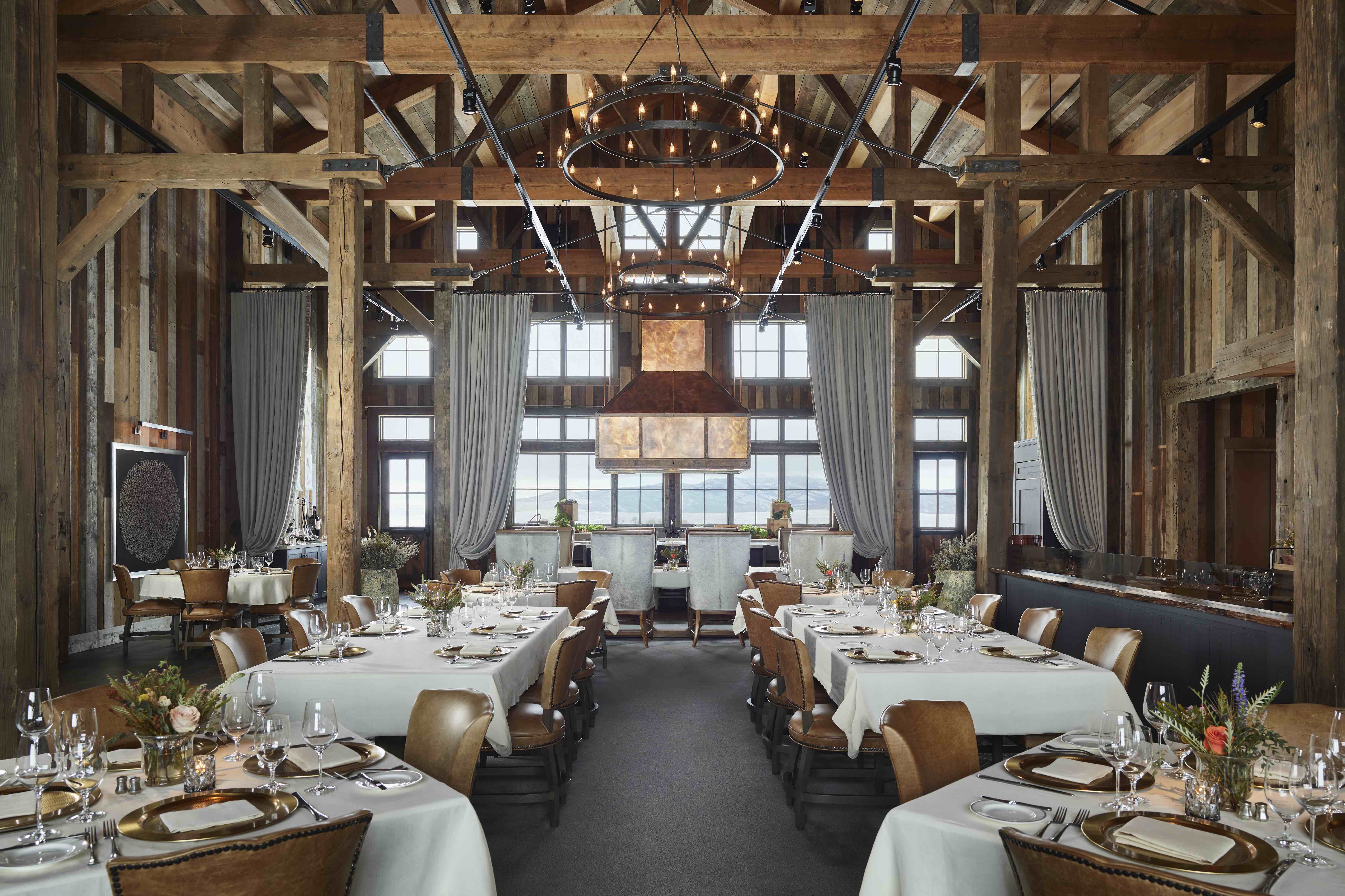 cheyenne-club-dining-room