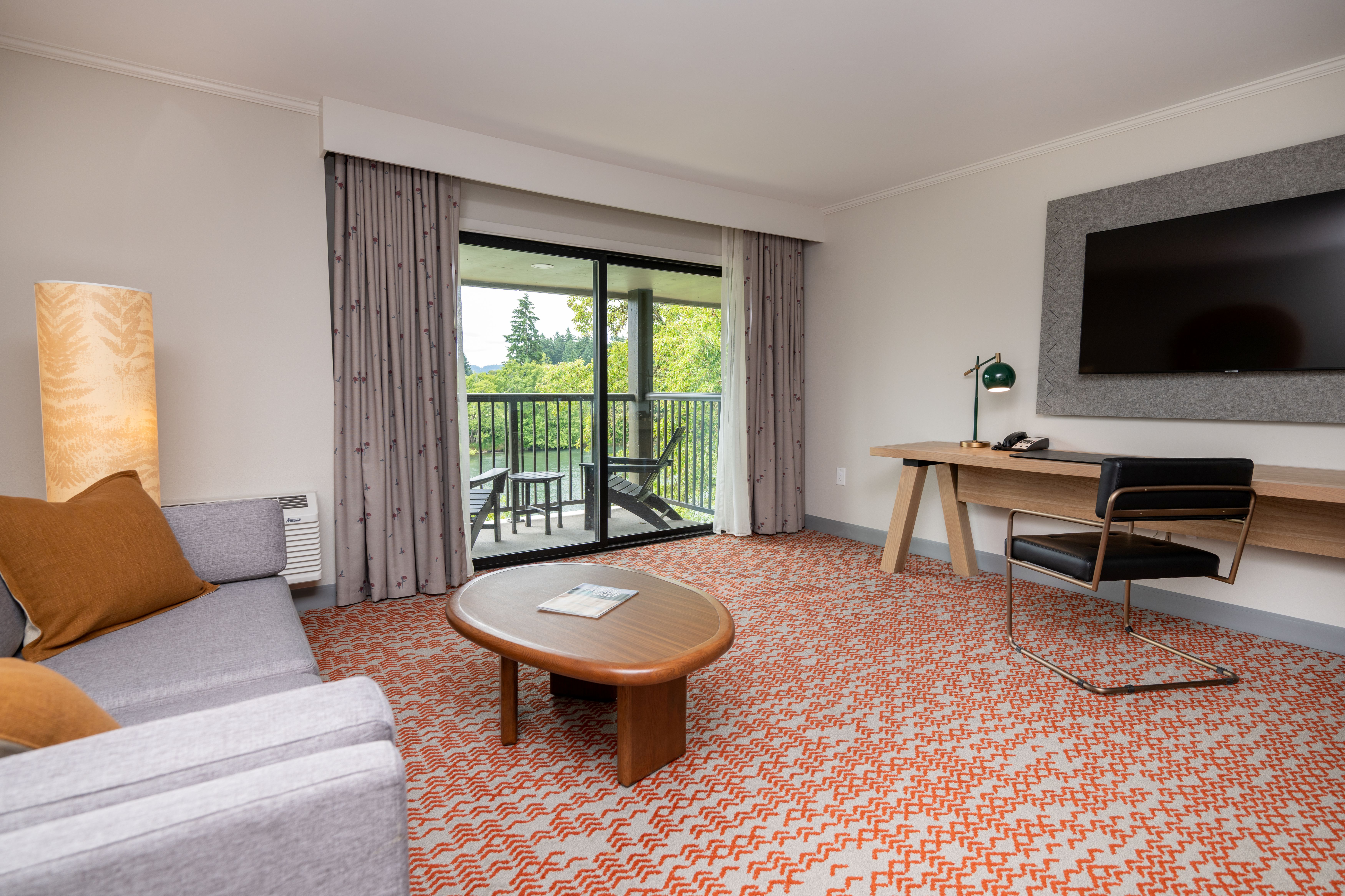 all-rooms-are-extra-spacious-thanks-to-our-1970s-architecture