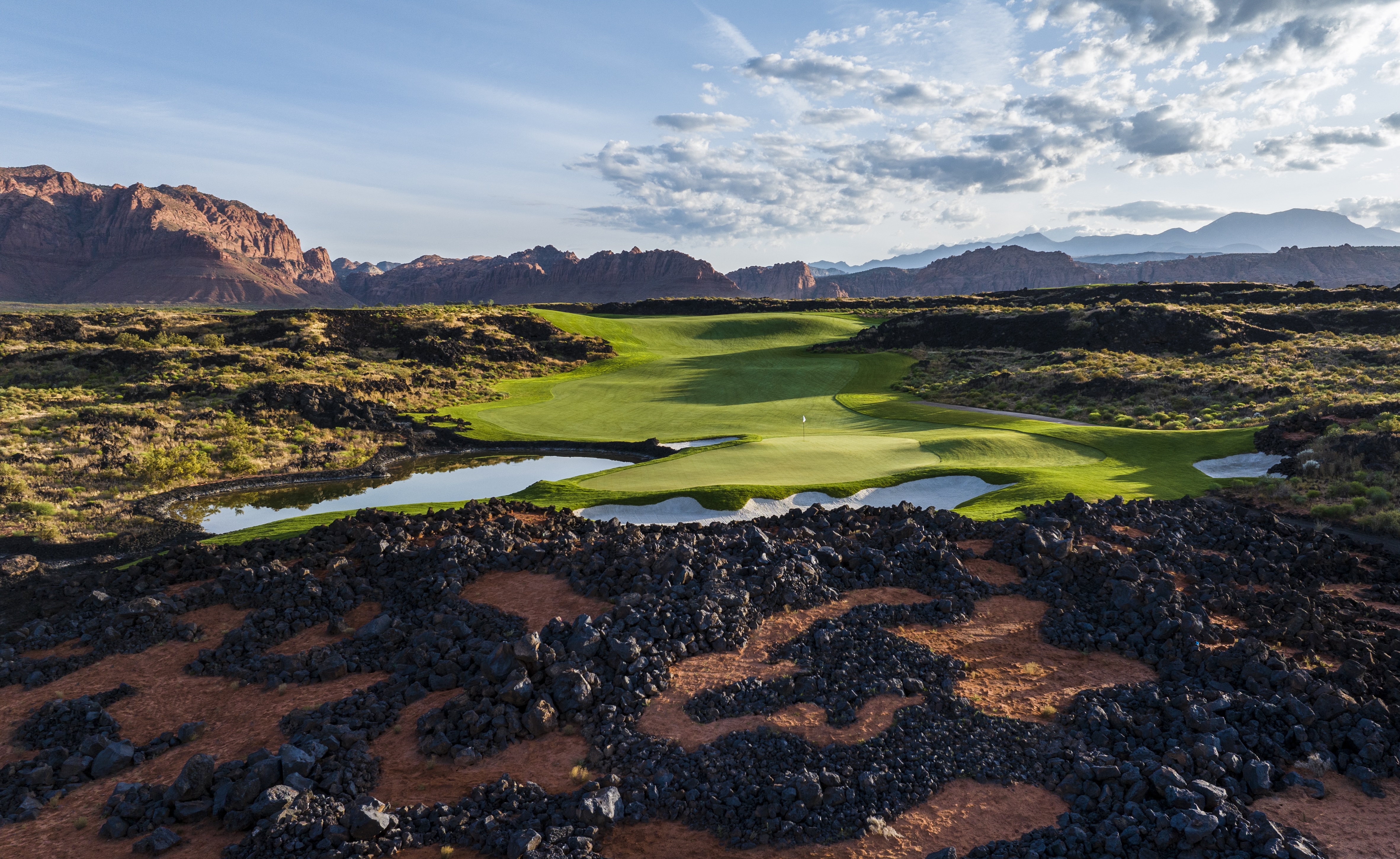 golf-course-at-black-desert-resort