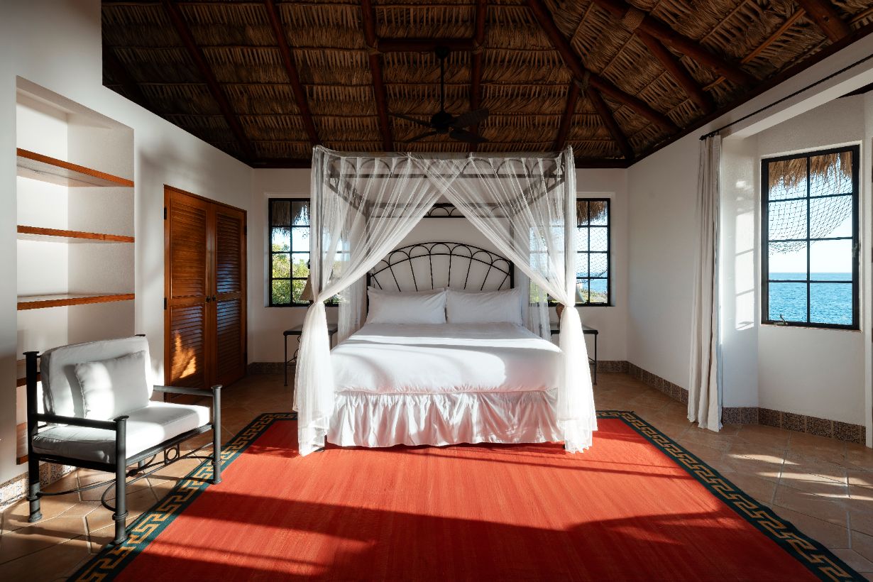 guest-room-at-la-valise-los-cabos