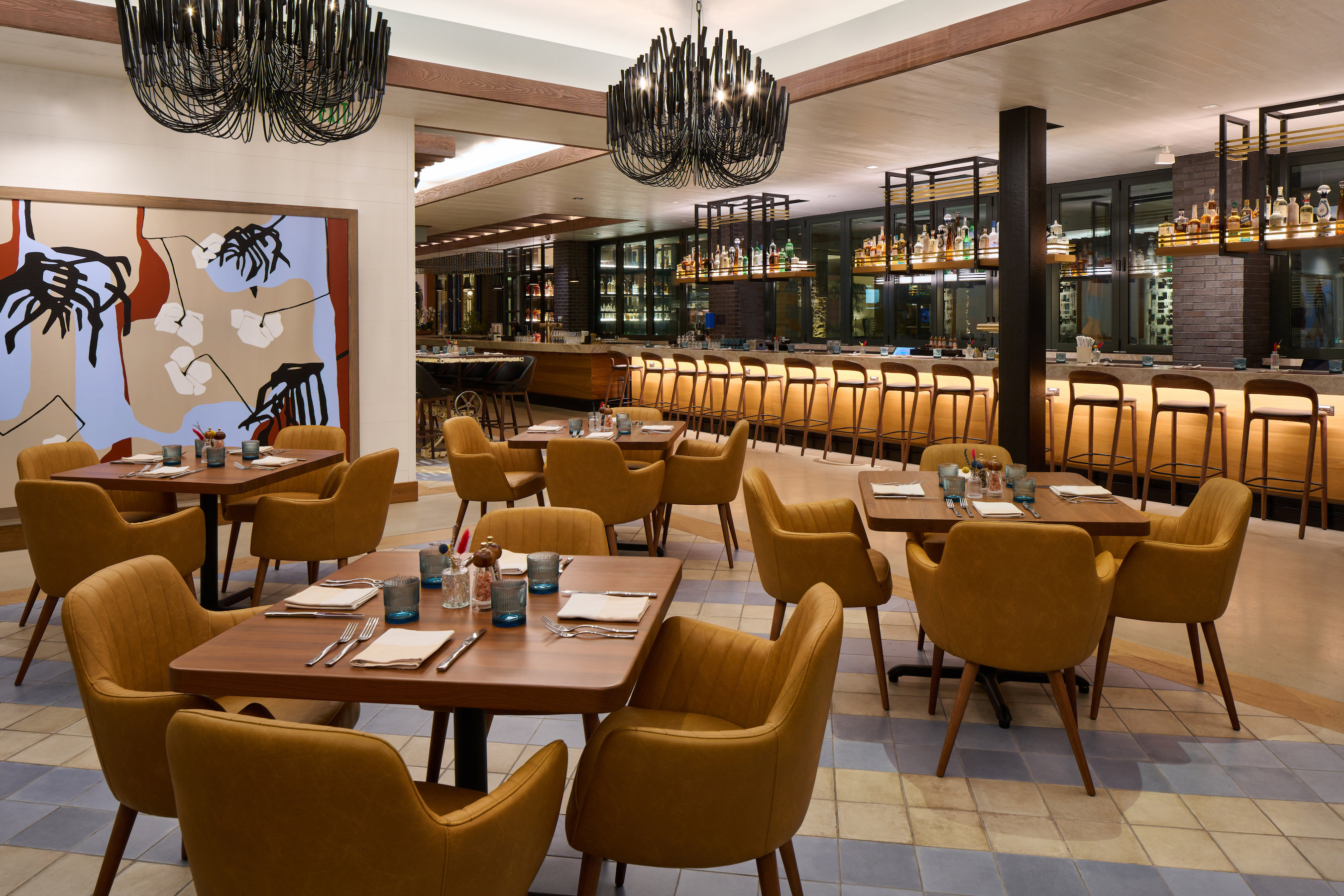 lorea-dining-room