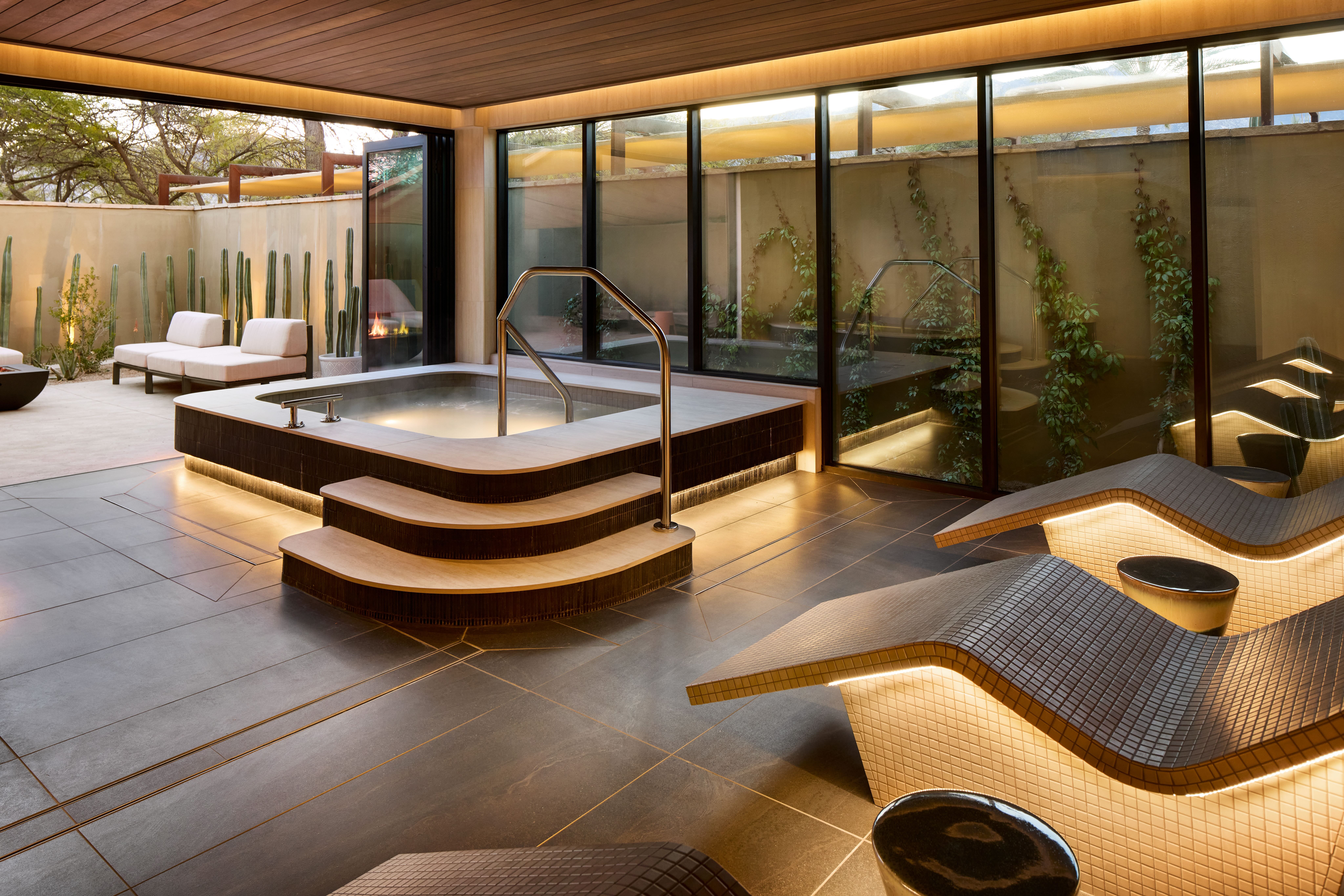 life-in-balance-spa-womens-lounge