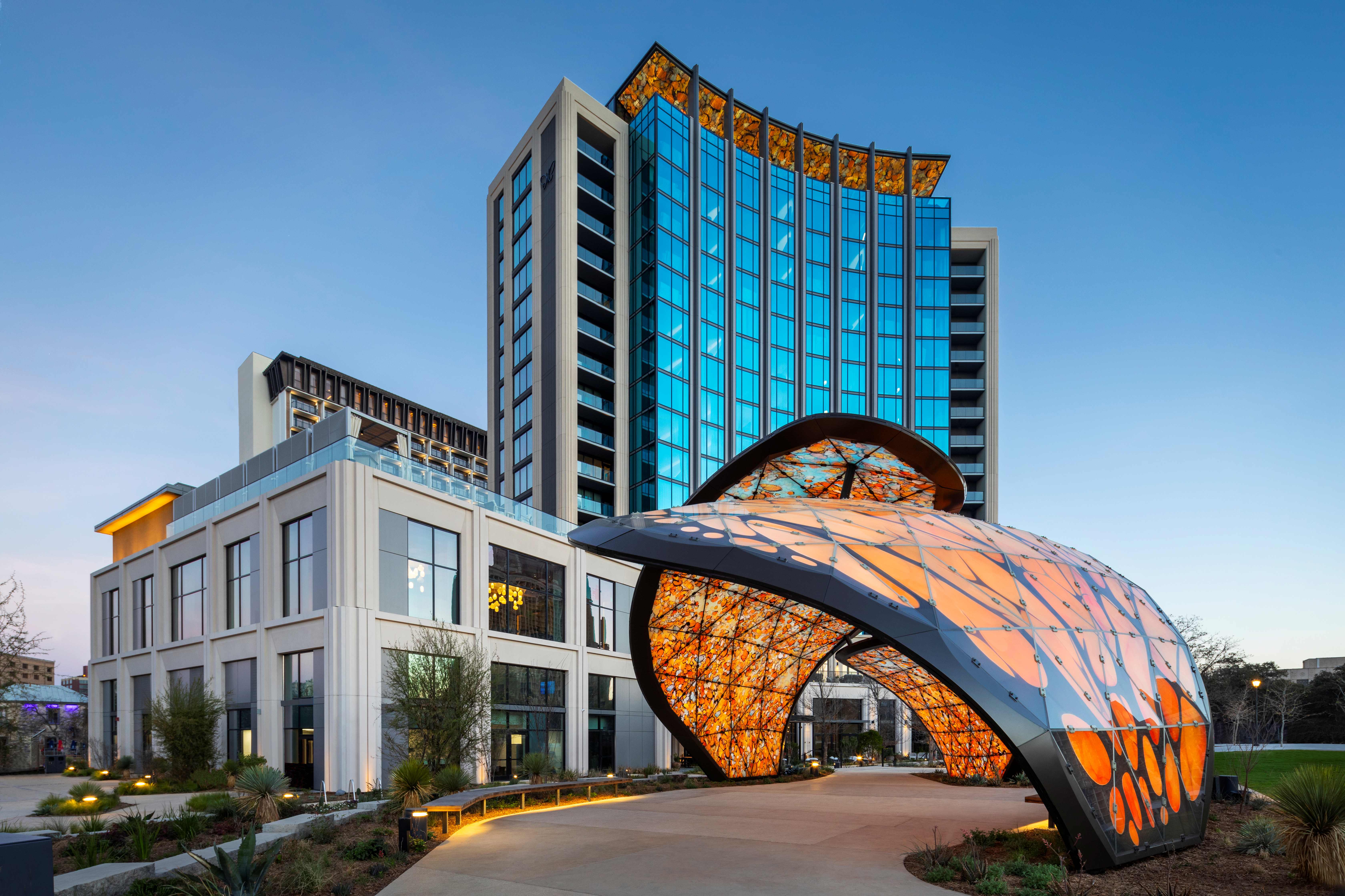 the-monarch-san-antonio-parkside-exterior-at-dawn