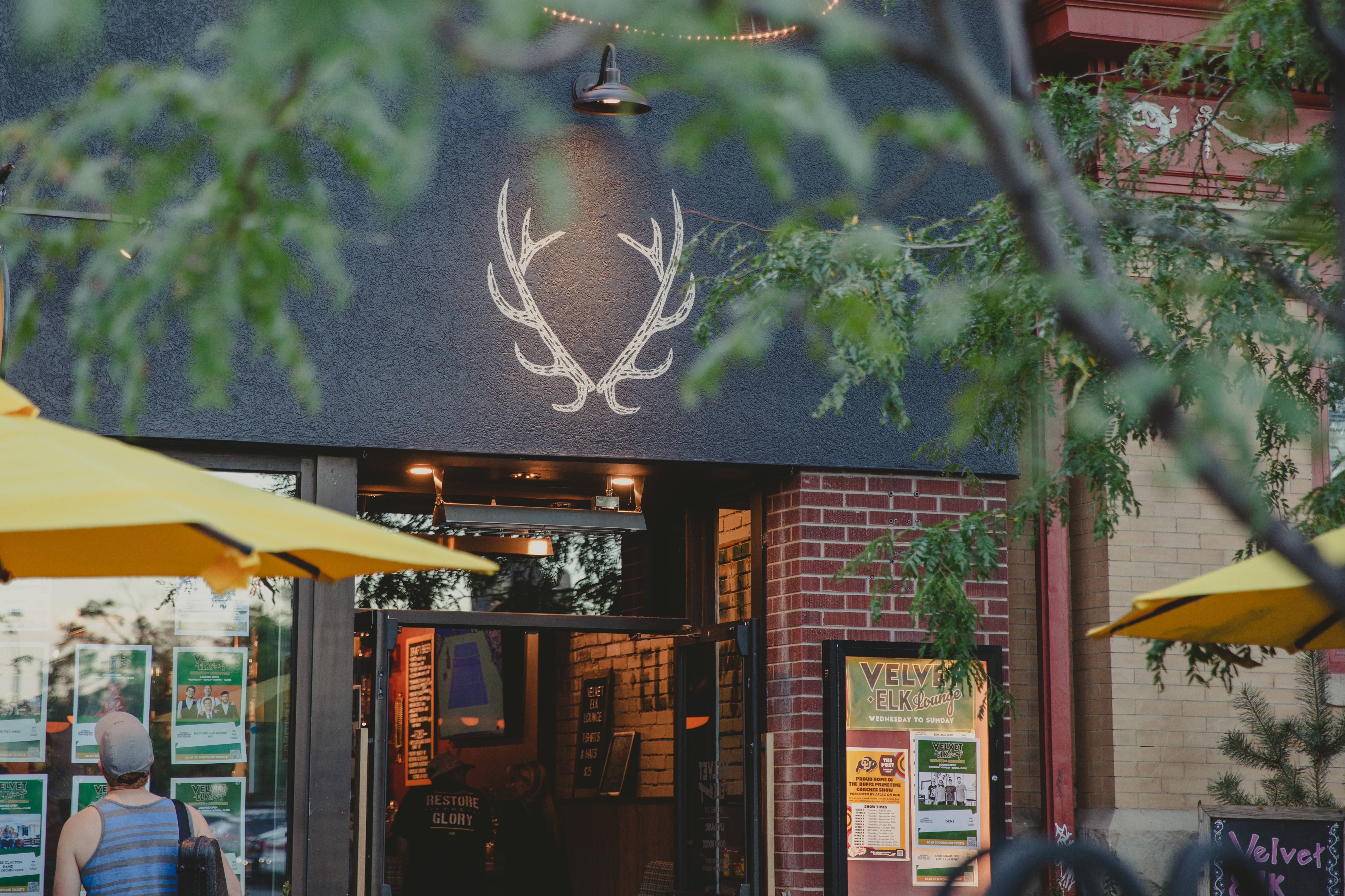 velvet-elk-lounge-is-just-around-the-corner-from-pearl-street-mall