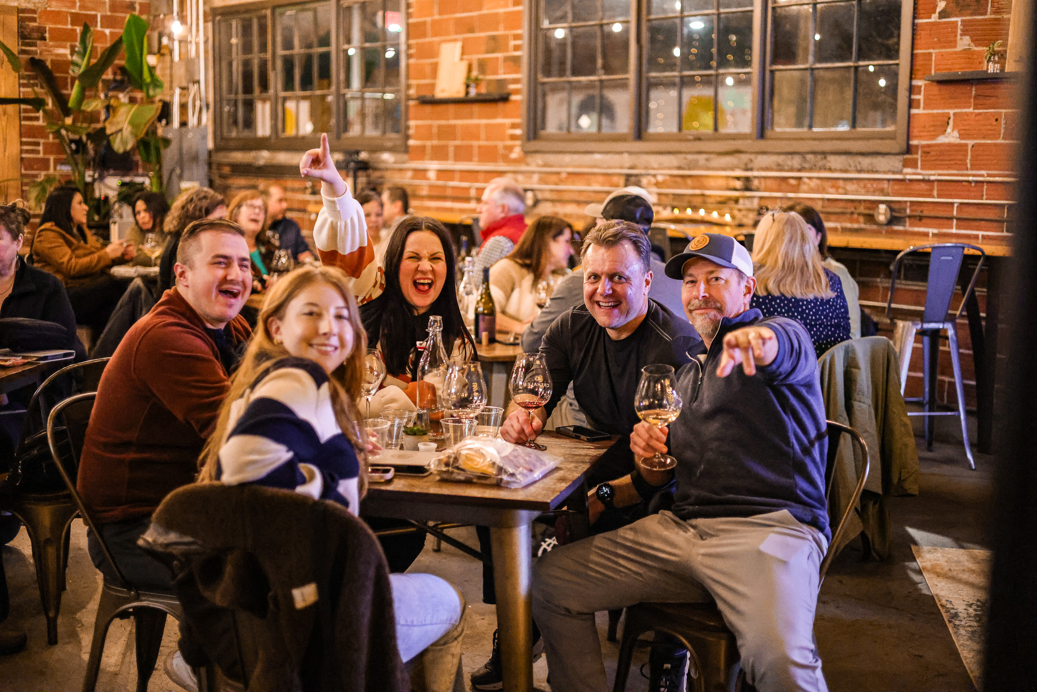a-full-room-of-fun-at-stoller-wine-bar-newberg