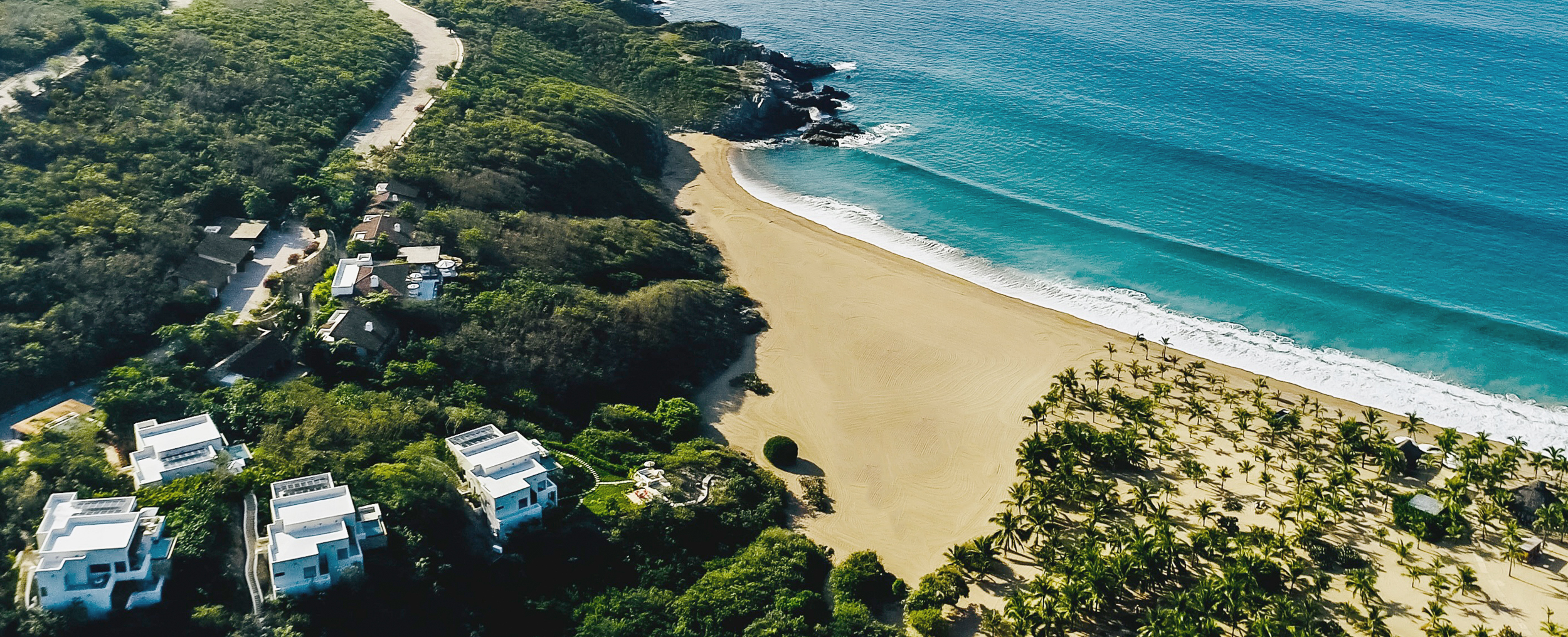 drove-view-of-las-rosadas-villas