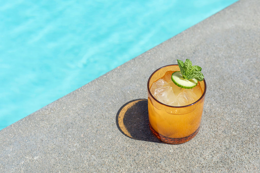 cocktail-by-the-pool