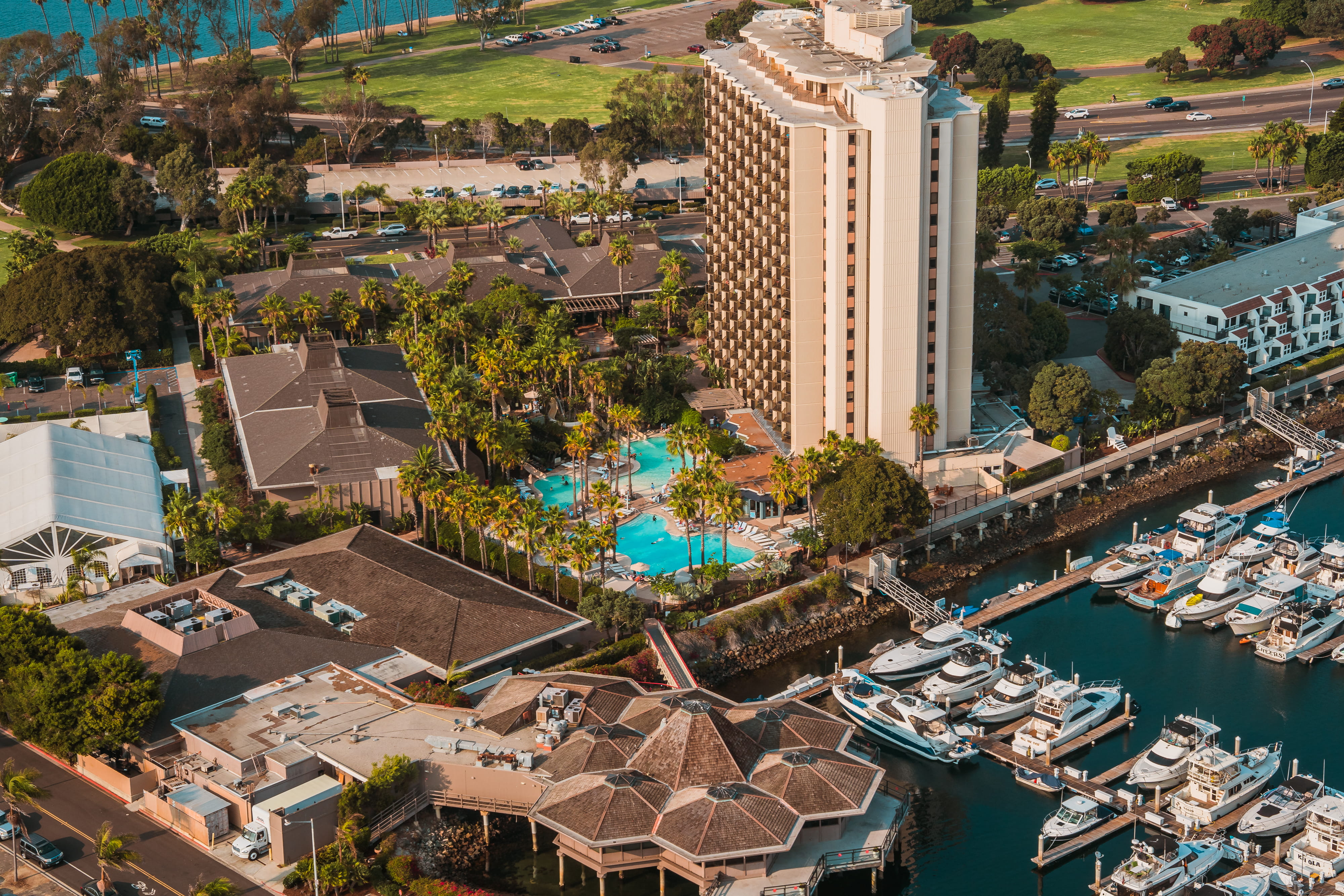 hyatt-regency-mission-bay-spa-and-marina-exterior